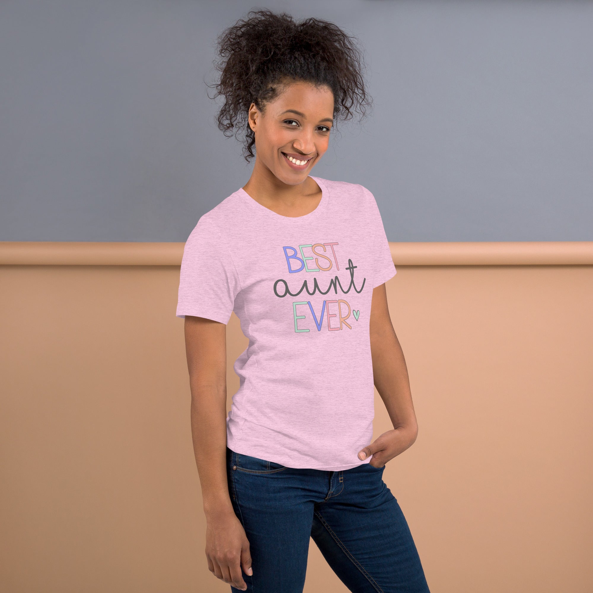 Mother’s Day gift tee idea for beloved aunt with simple design