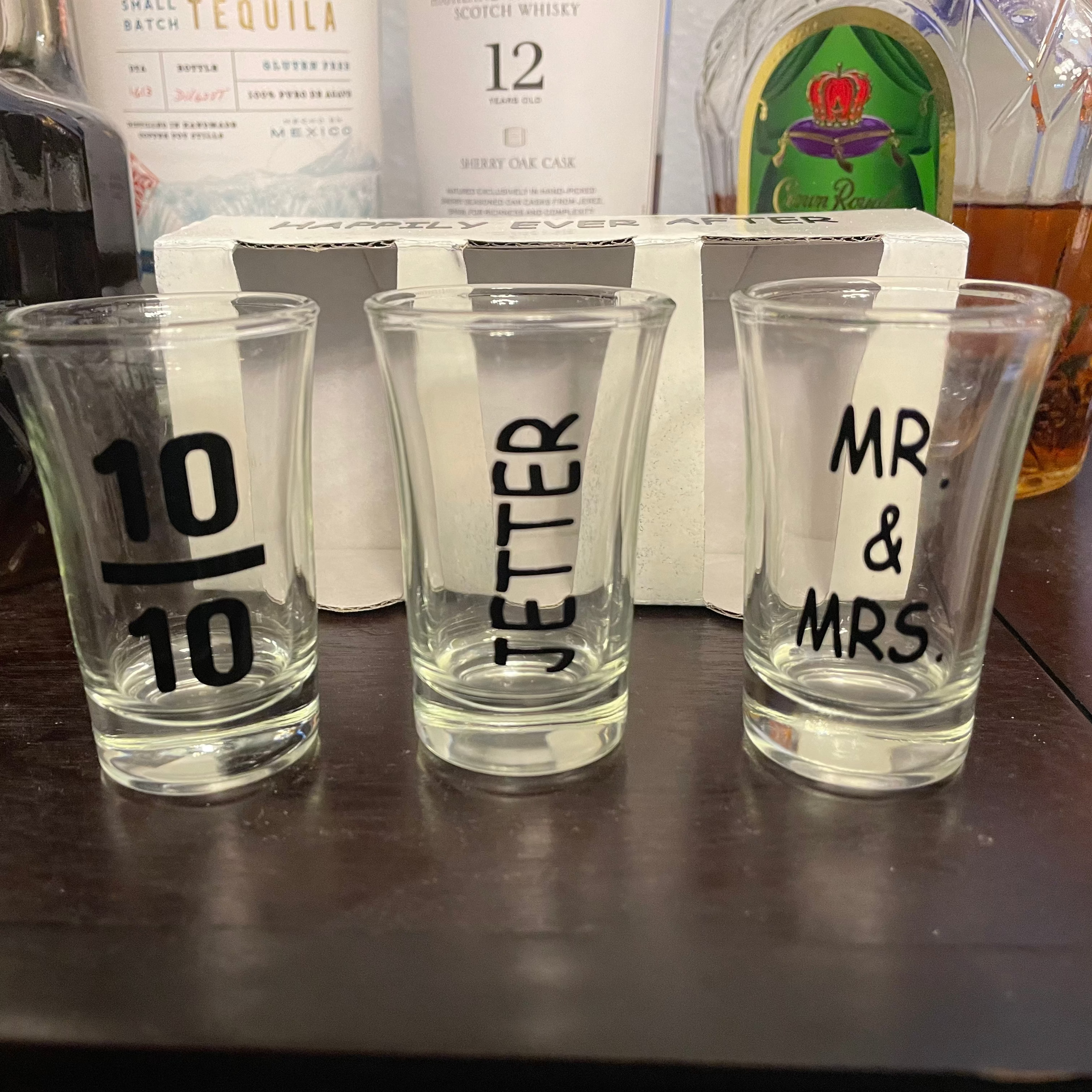 personalized mr and mrs wedding shot glass set