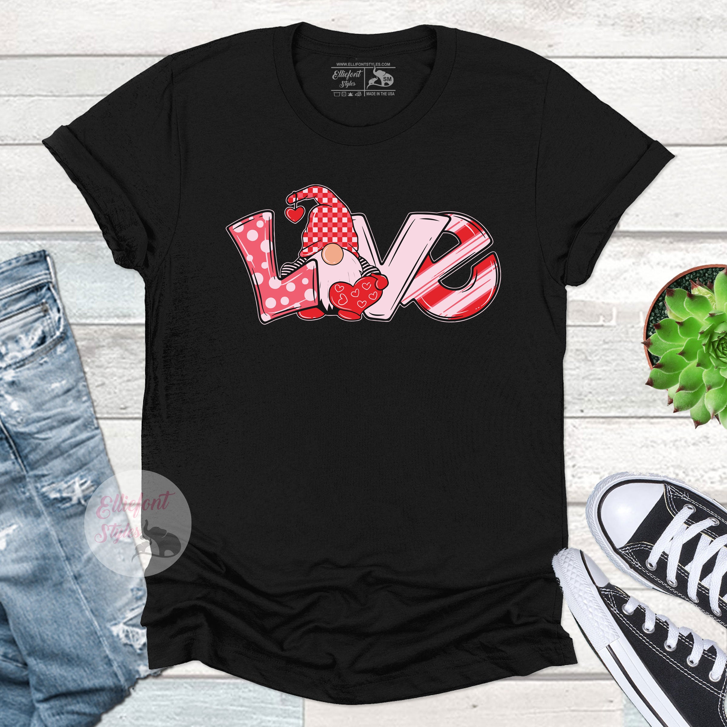 Valentines Day Gnome Love T-Shirt
