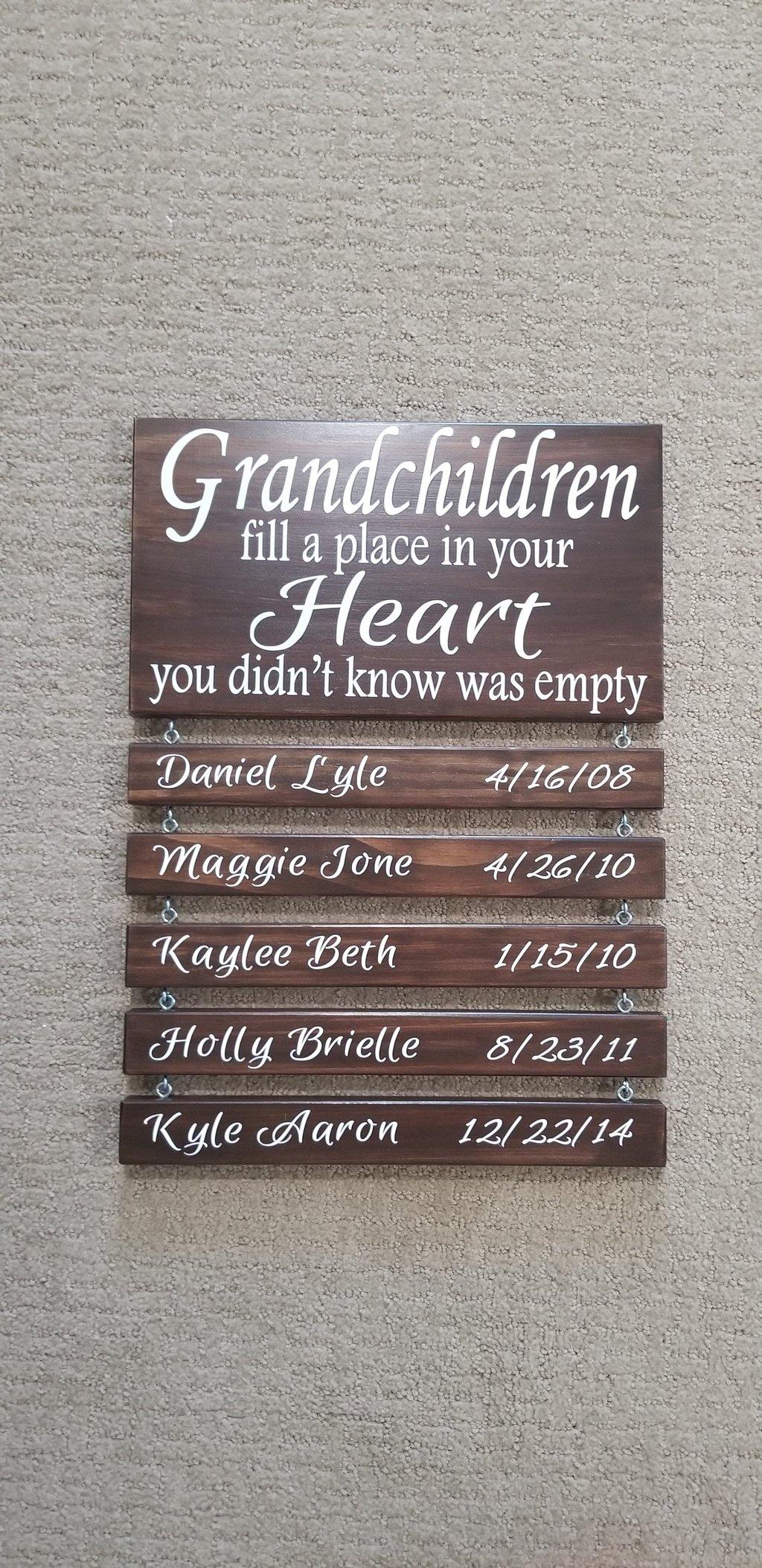 Grandchildren Complete Life's Circle Of Love Sign - Elliefont Styles