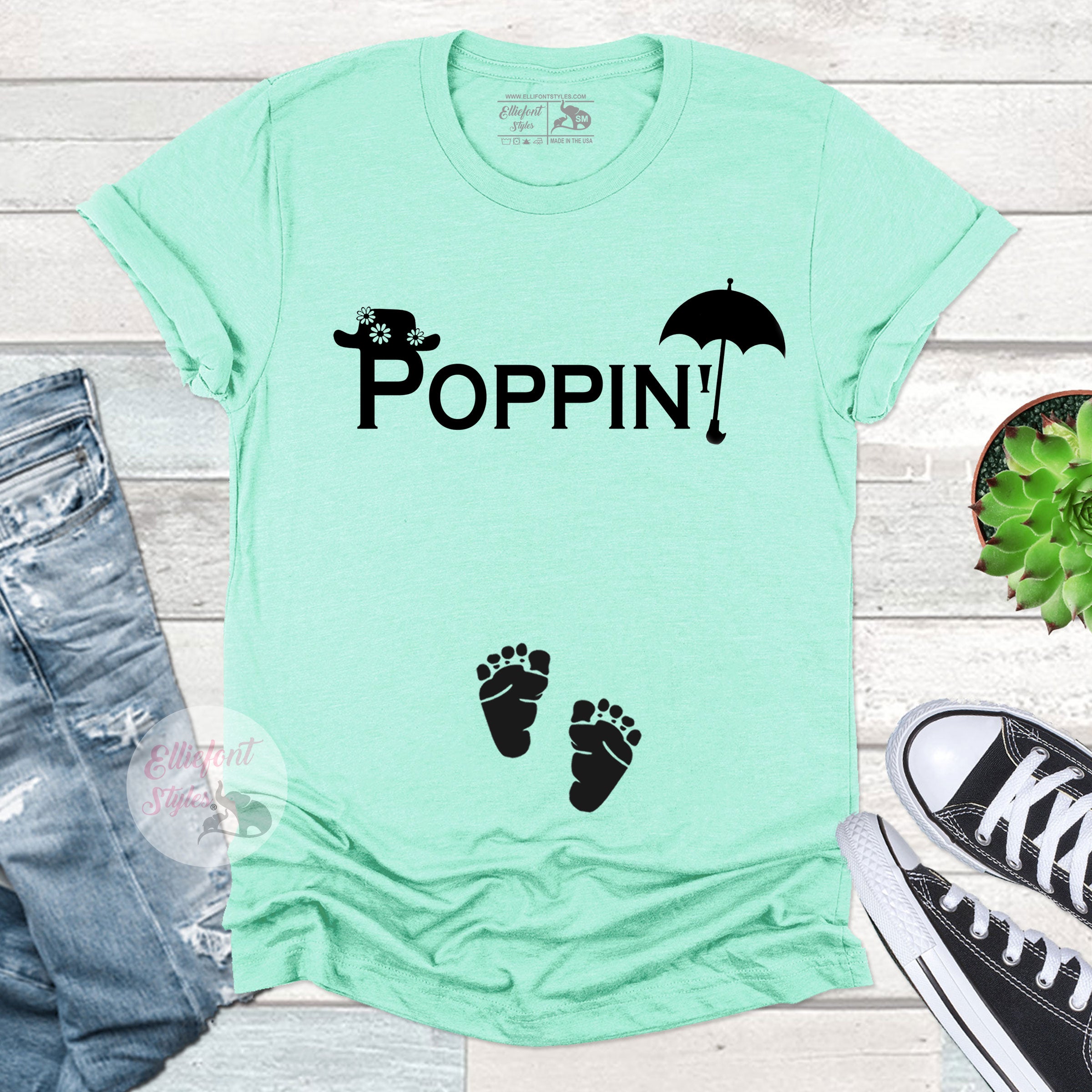 Poppin' Funny Pregnancy Announcement Shirt Graphic Tee