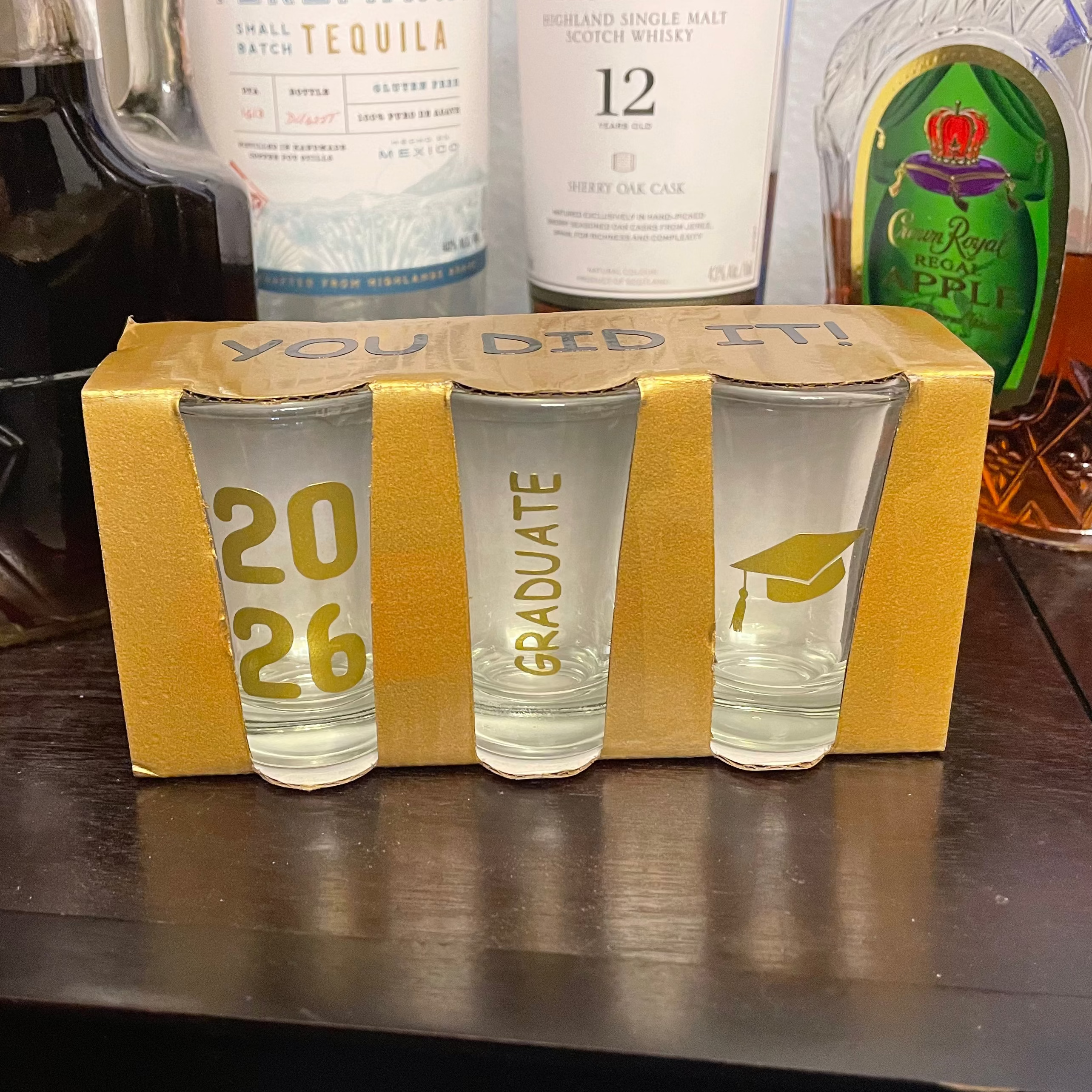 Graduation cap shot glass with customizable engraving color