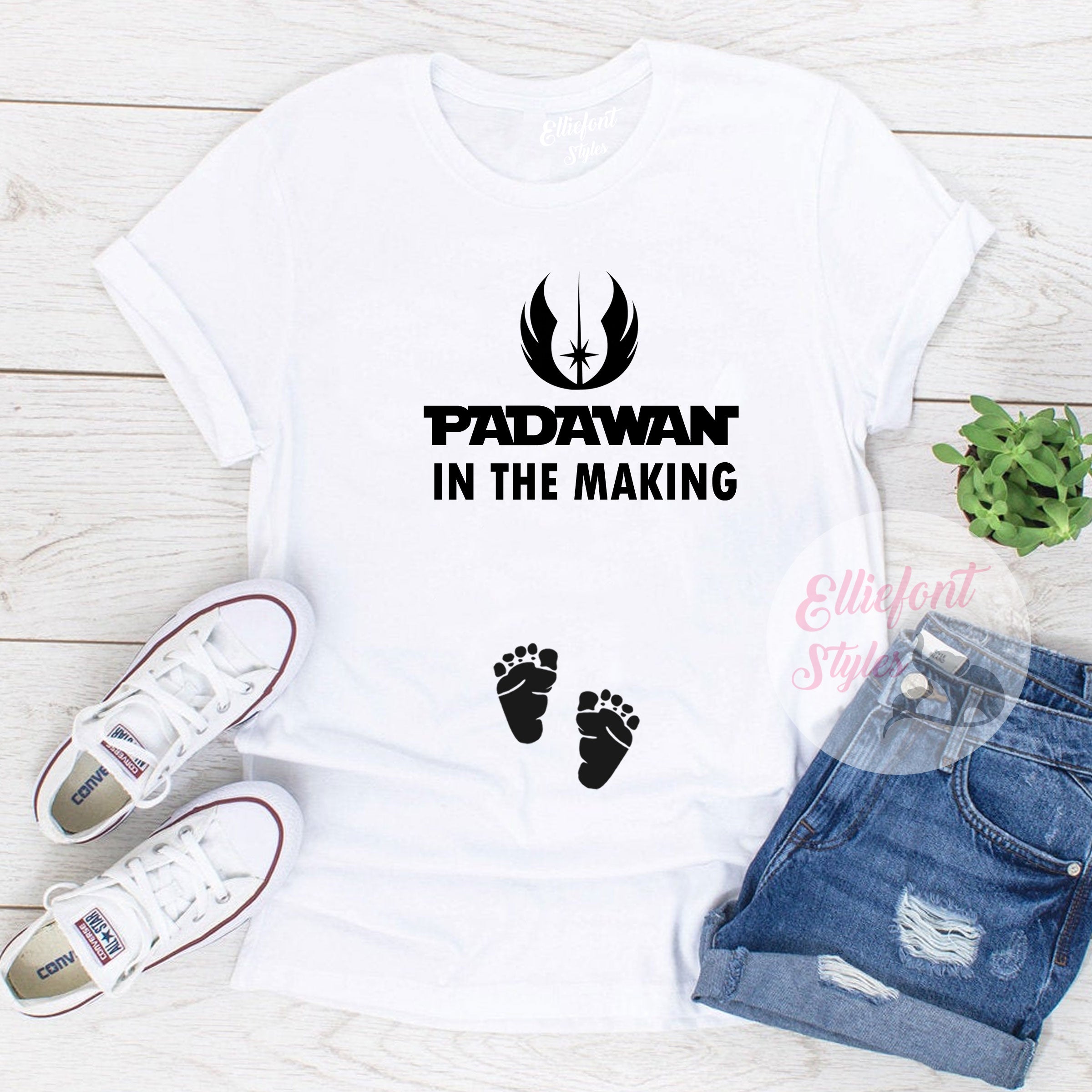 Padawan In The Making Funny Pregnancy Announcement Graphic Tee Shirt
