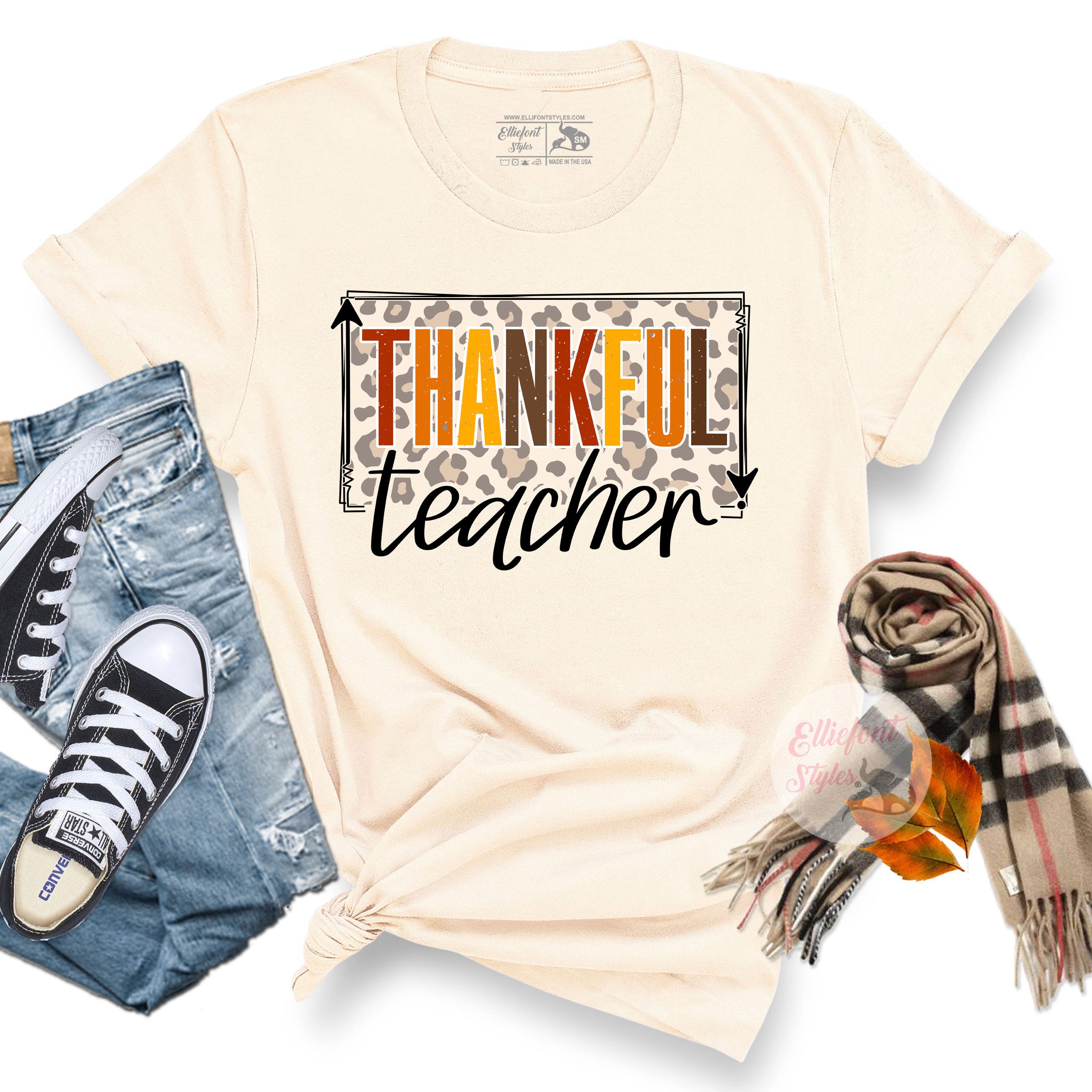 Cozy autumn outfit thankful teacher graphic shirt for Thanksgiving week